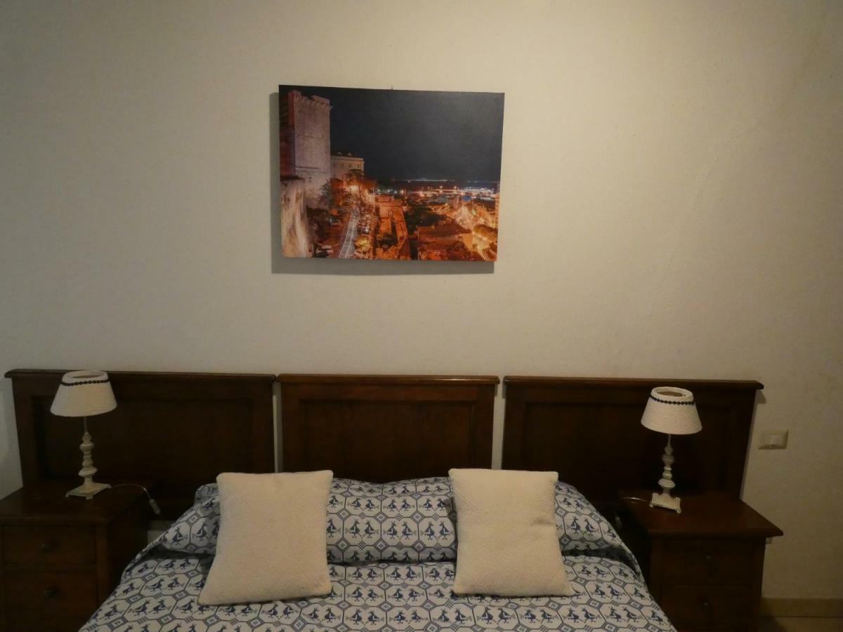 L'Antica Torre Caralis Holiday Cagliari Ngoại thất bức ảnh
